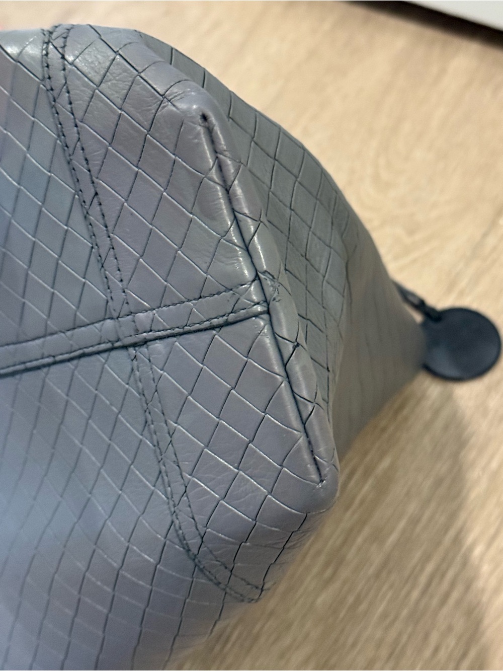 Bottega Veneta Gray Intrecciato Leather Tote - Picture 5 of 11